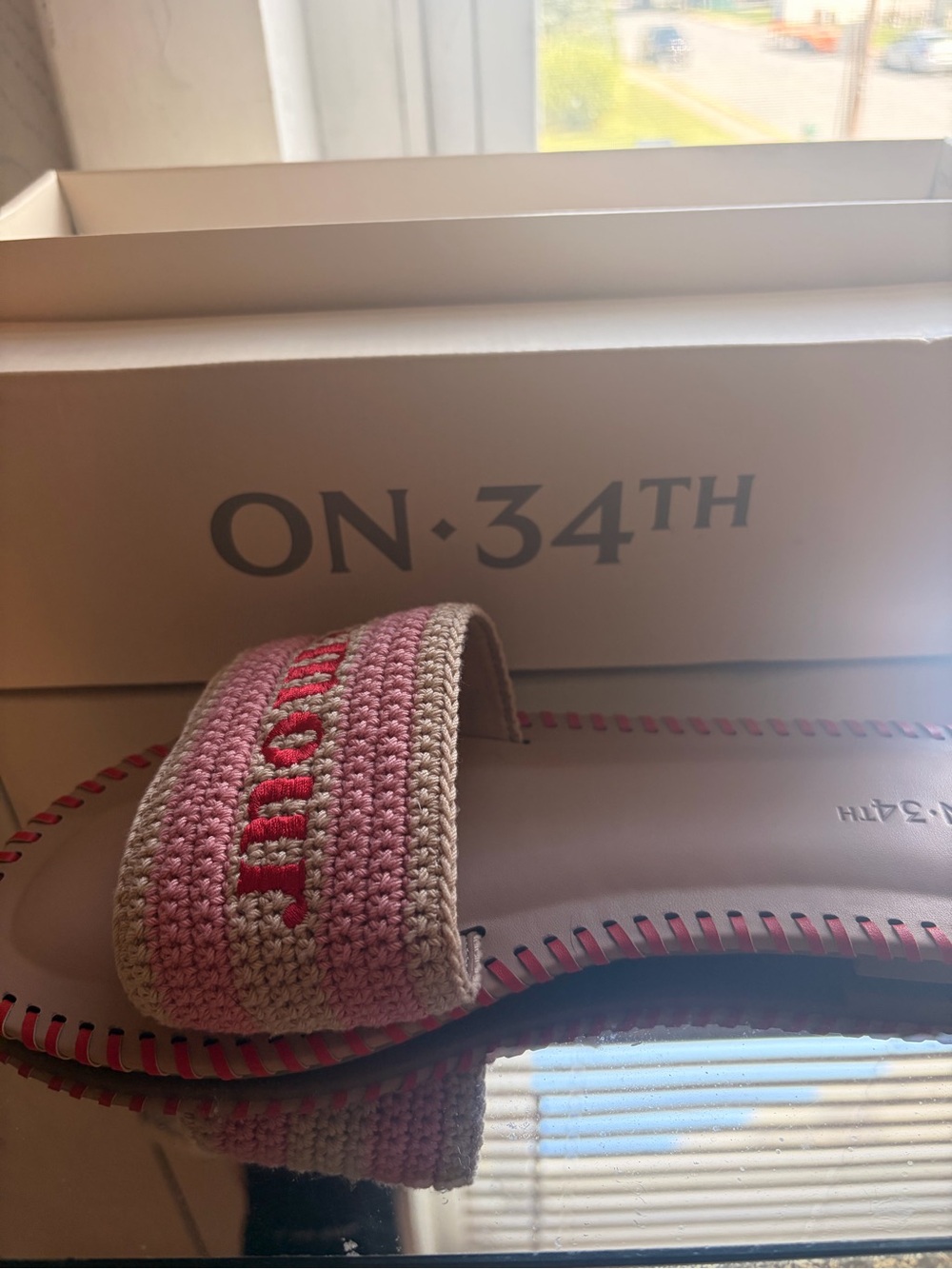 NWT On 34th Madelyn Woven Amour Flat Slide, Size 9 1/2 - Picture 8 of 8